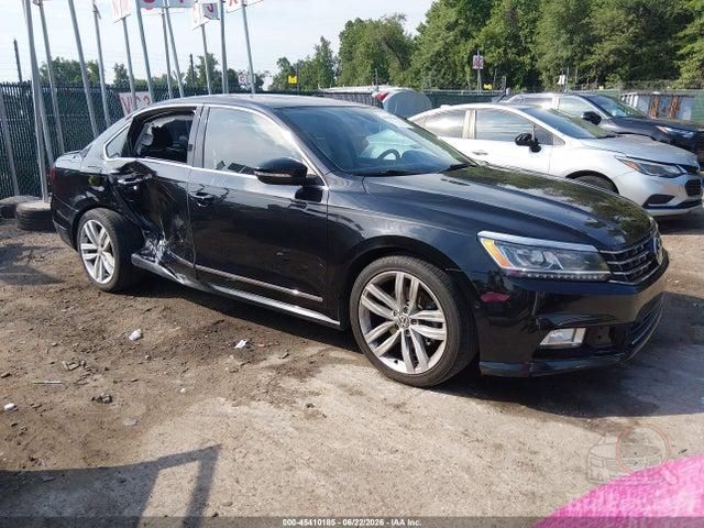2018 Volkswagen Passat — VIN 1VWCA7A36JC019824