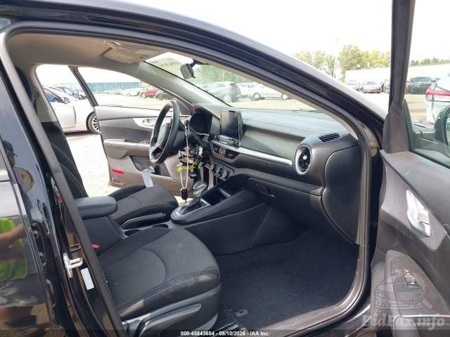 2024 Kia Forte — VIN 3KPF24AD6RE752481 — Lot photographs 5