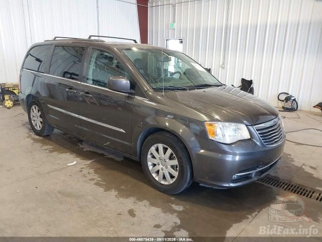 2015 Chrysler Town And Country — VIN 2C4RC1BG9FR551993