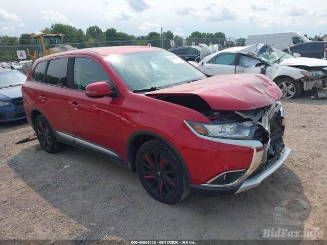 2018 Mitsubishi Outlander — VIN JA4AZ3A33JZ067865