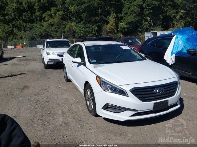 2016 Hyundai Sonata — VIN 5NPE24AA8GH359835
