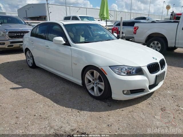 2011 Bmw 328i — VIN WBAPH7C51BE131092